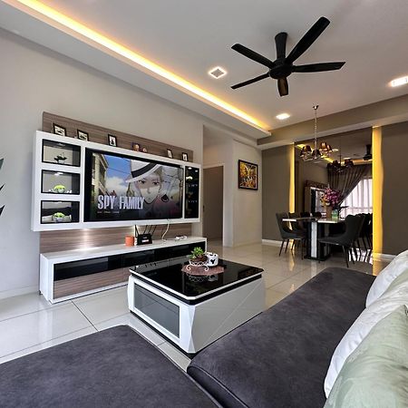 Takuro Homestay Petaling Jaya Esterno foto