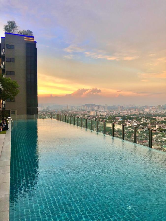 Takuro Homestay Petaling Jaya Esterno foto