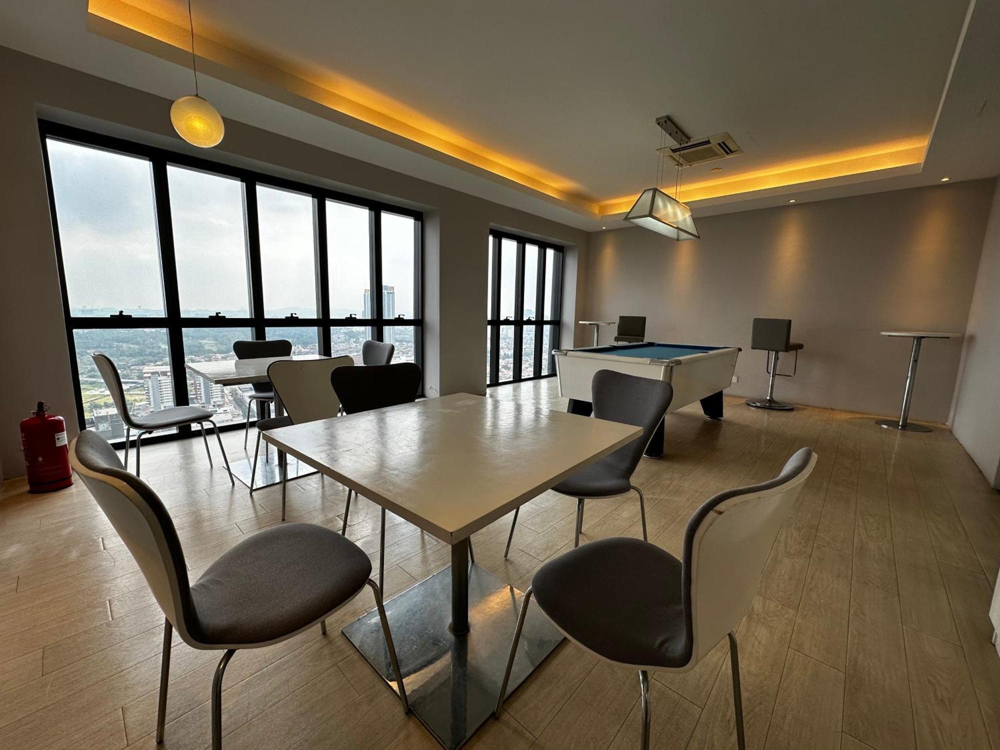 Takuro Homestay Petaling Jaya Esterno foto