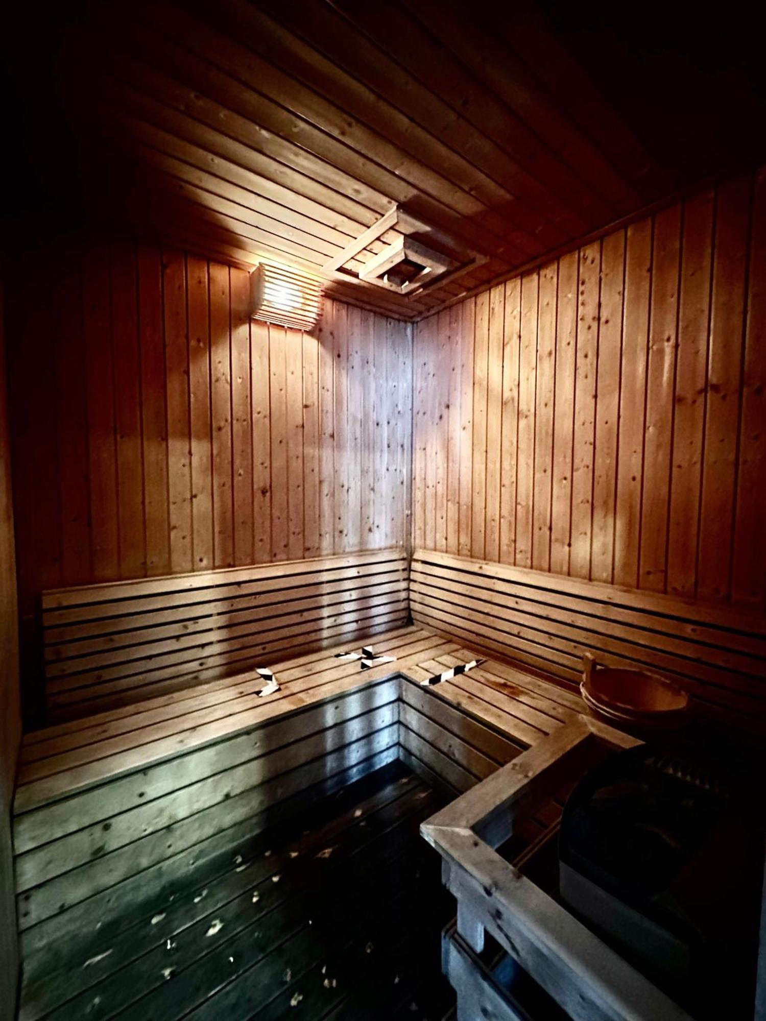 Takuro Homestay Petaling Jaya Esterno foto