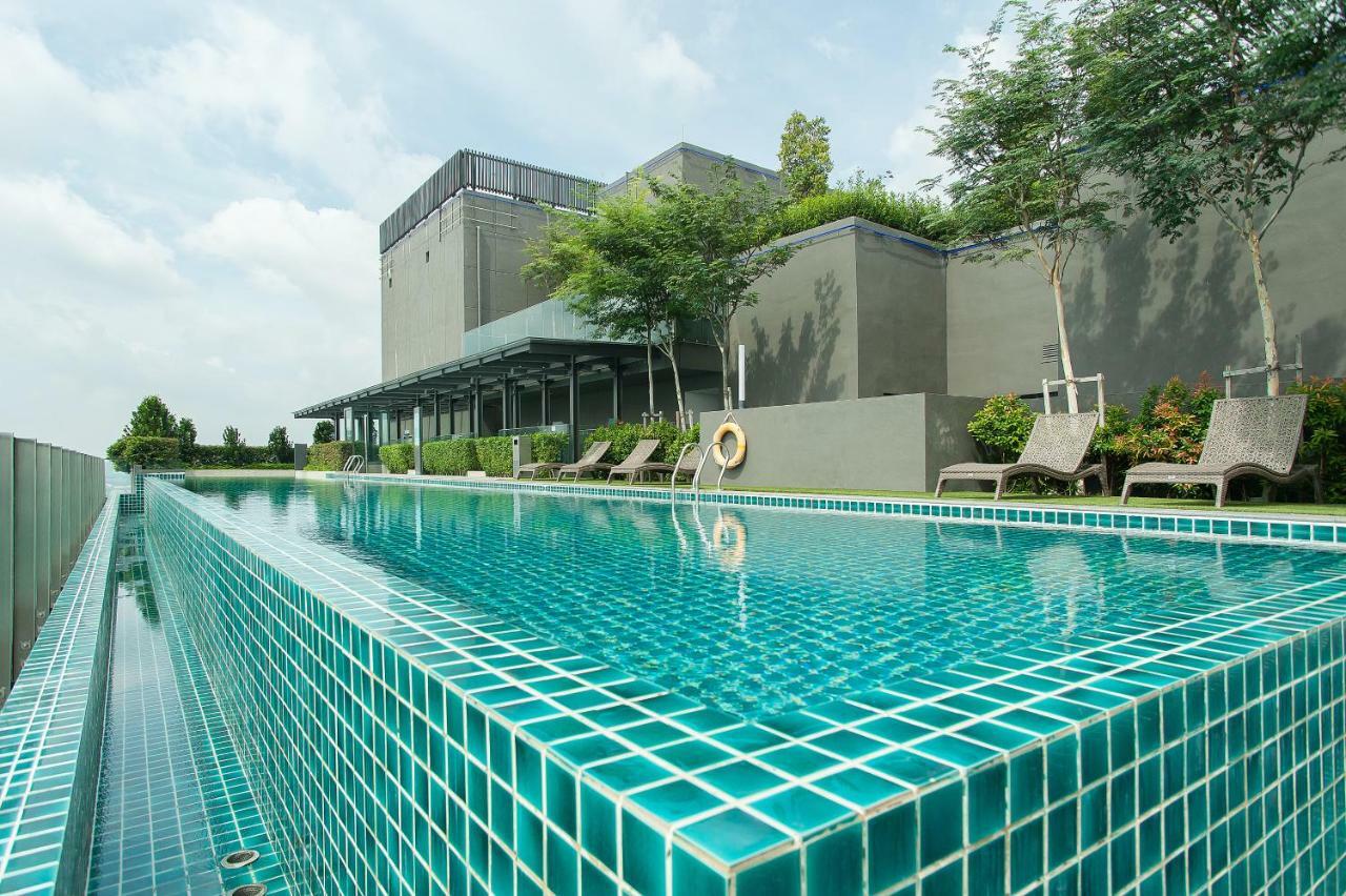 Takuro Homestay Petaling Jaya Esterno foto