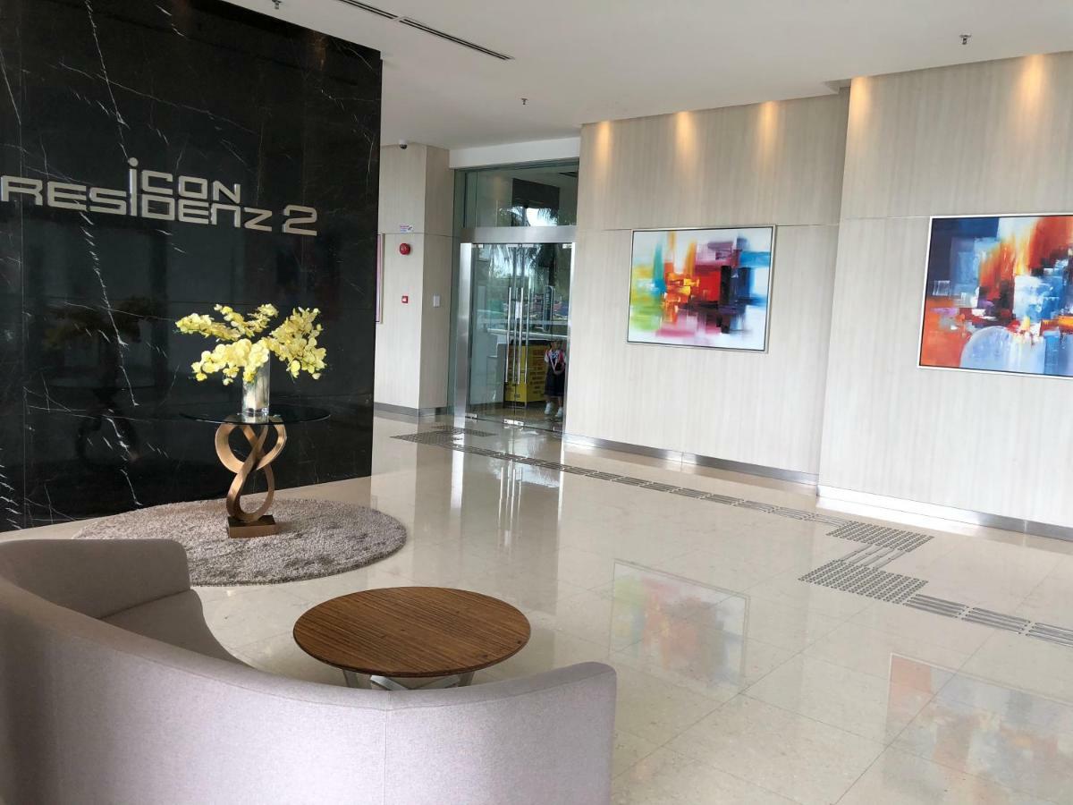 Takuro Homestay Petaling Jaya Esterno foto